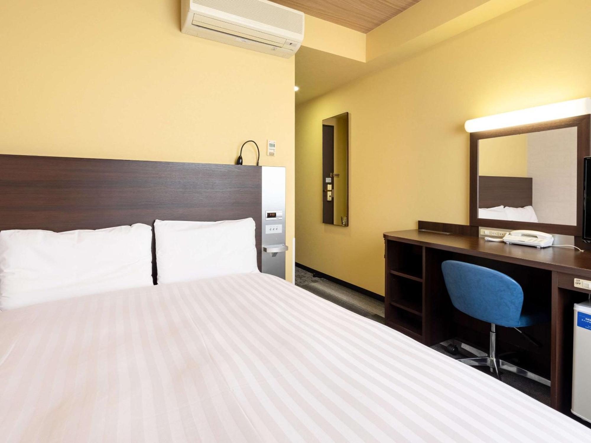 Comfort Hotel Кария Экстерьер фото
